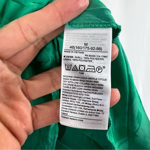 NWT Banana Republic Radiant One
Shoulder Top - M elegant Green Pleated - Picture 11 of 13